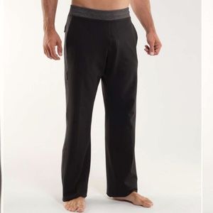Lululemon Kung Fu Jogger Pant - Men's Size Medium - Black